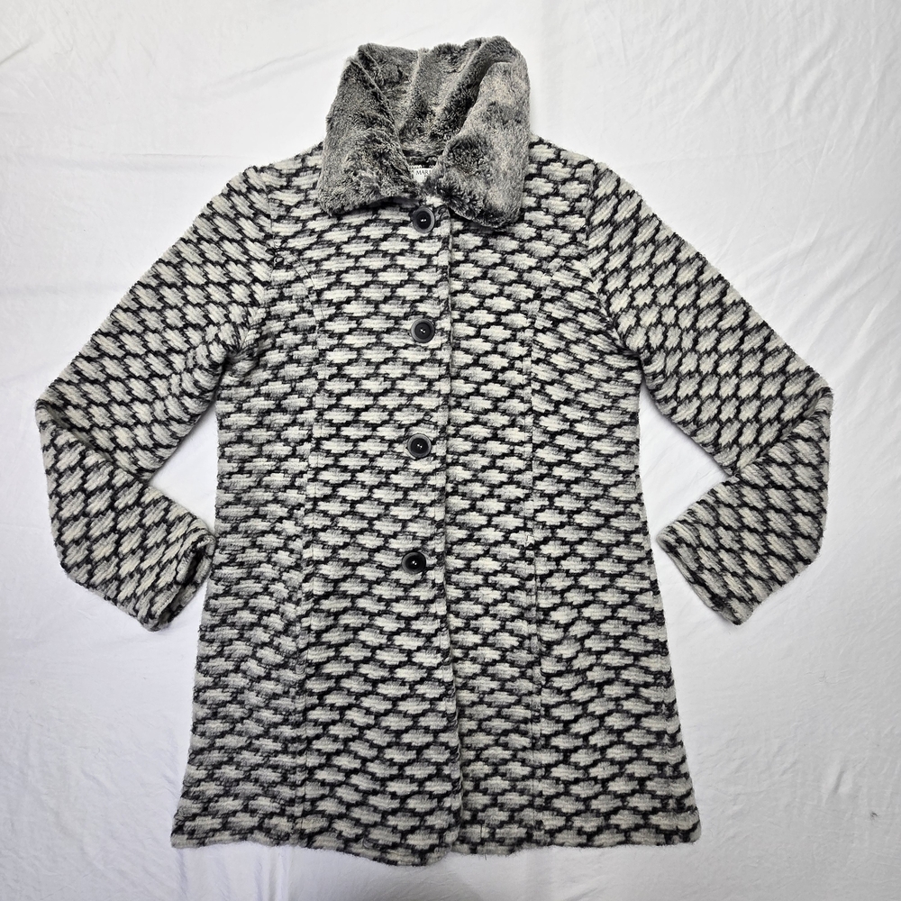 Maria Sole Italian Made Large Black and gray Coat made with A Wool Blend